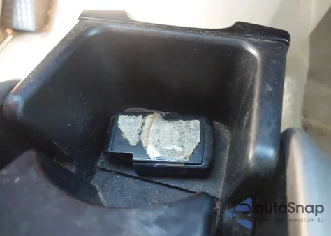 2005 Toyota Prius из США, поврежденный, VIN JTDKB20U653022608